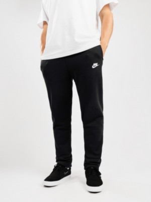 Nike club casual fit cuffed sweatpants in discount black